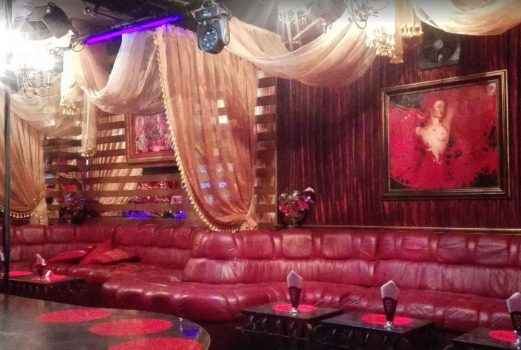 Фото-отзыв из Патайи - клуб Moulin Rouge