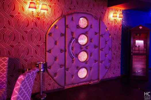 Обстановка в греческом клубе Dream Girls Bar