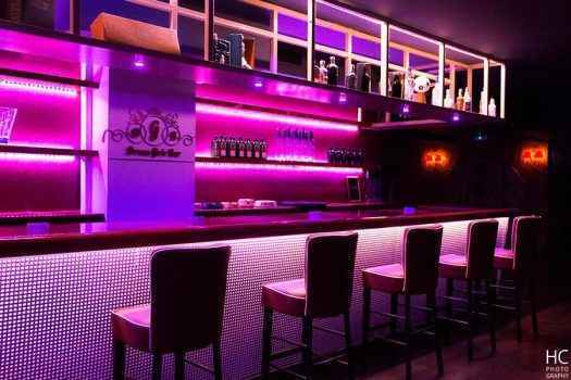 Ночной стрип-клуб в Афинах Dream Girls Bar