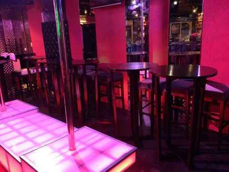 Ночной клуб ТОР 5 в Сингапуре