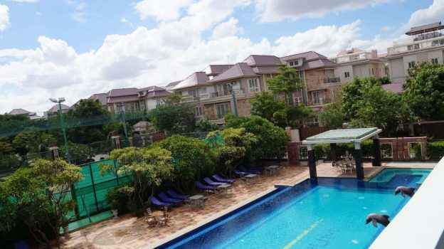 Обстановка в которой живут танцовщицы в Камбодже