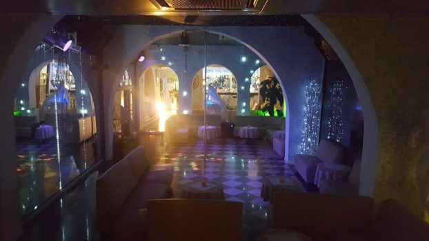 Роскошный интерьер клуба Canderia. Фото от девочки из Украины, которая сейчас работает в Италии моделью хостес