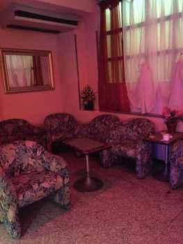 Диванчики и места для отдыха в ночном клубе New Beach. Фото-отчет от Ани, которая работает танцовщицей в этом клубе сейчас