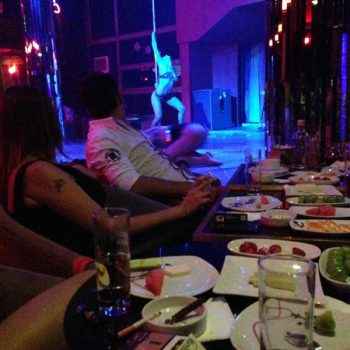 Фото-отзыв девушек хостес из клуба Sayonara в Турции