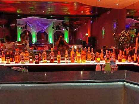 Фото-отчет девушки хостес, работающей в Италии осенью 2018