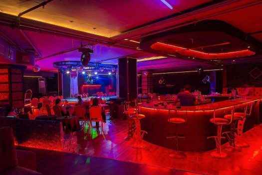 Golden Queens - обстановка клуба изнутри