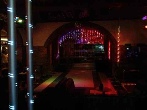 Ночной клуб в Ареццо - красота интерьера. Фото сделано Катей, работающей в Италии моделью хостес