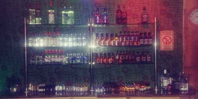 бар клуба Quatro - Кипр