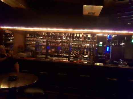 Работа хостес в баре Alotria - Кипр