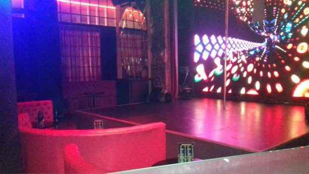 Сцена клуба Каиса, Греция