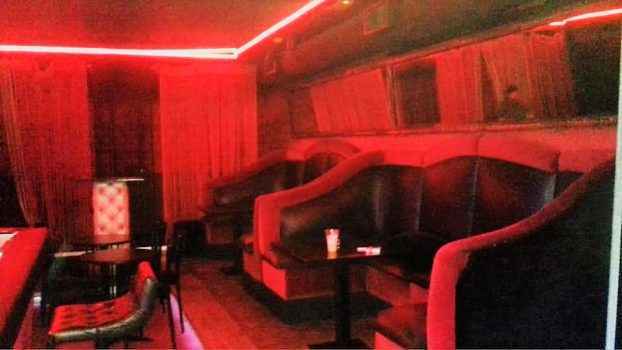 Клуб в Афинах Caissa - что внутри?