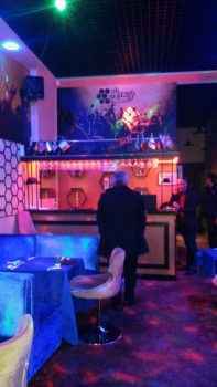 Небольшой уютный бар в Стамбуле 