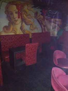 Обстановка в греческом клубе Reina в Афинах - фото 2018 года, от девушки из Минска