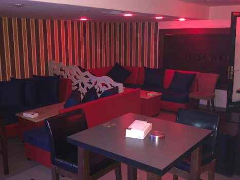 Как отдыхают гости в баре Hutorok в Аммане