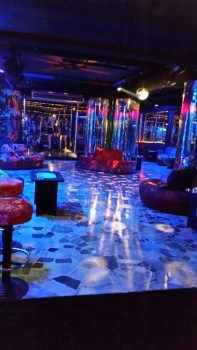 Клуб Charly Brown в Италии, город Анцио - фото изнутри