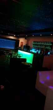 Обстановка бара Dollar в Алессандрии