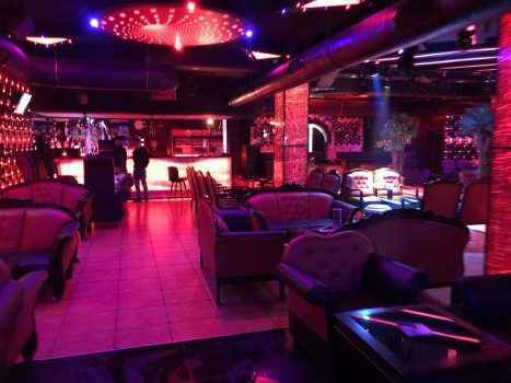 Интерьер бара Oriental в Македонии - фото-отчет от девушки хостес