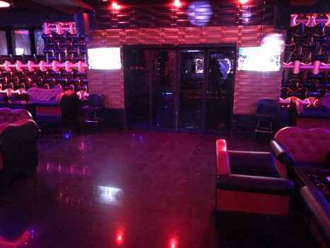 Танцпол клуба Ориенталь в Македонии