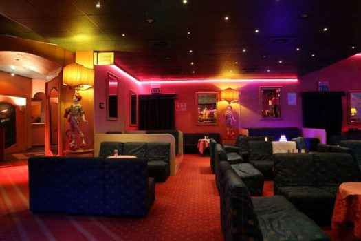 Как выглядит изнутри ночной клуб Бимбос в Италии, город Монтекатини