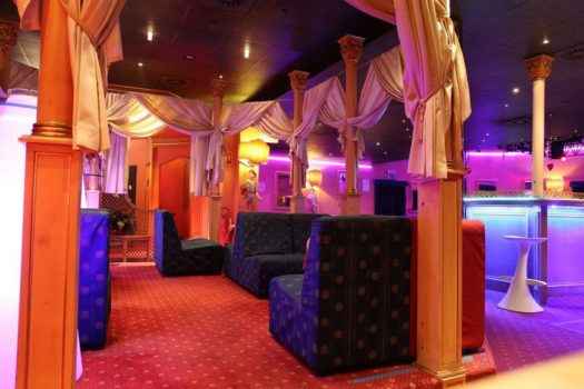 Фото-отзыв от девушки хостес из Италии, ночной клуб BIMBO'S