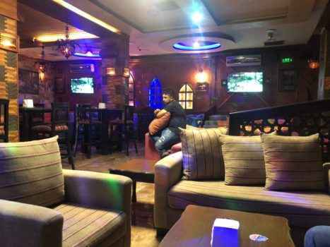 Интерьер клуба ABO ALNOWAS в Аммане