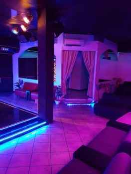 Ночной клуб 