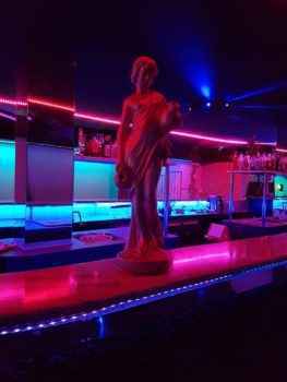 Интерьер ночного клуба 