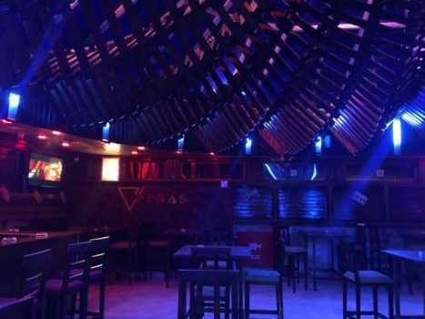 Как выглядит бар Vegas внутри?