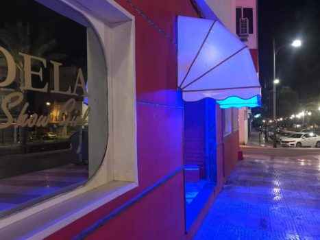 Фото снаружи - бар Candela в Испании, город Альмерия