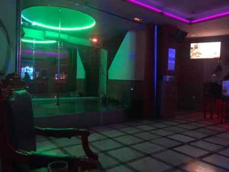 Фото-отчет от хостес из бара Candela, который находится в городе Альмерия в Испании