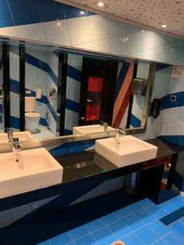 Красивый интерьер стрип клуба VOODOO