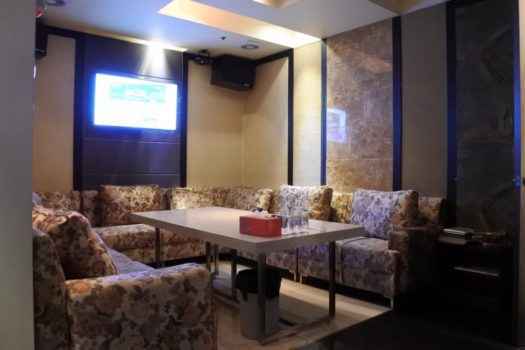 Фото-отзыв от девушки хостес из Южной Кореи - караоке-бар Bussing