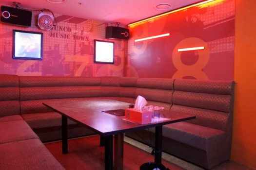 Фото из румки караоке бара Starlight Song Town в Южной Корее